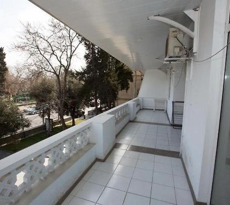 I See The Sea Nefchilyar Avenue 2 Bedroom Баку Экстерьер фото